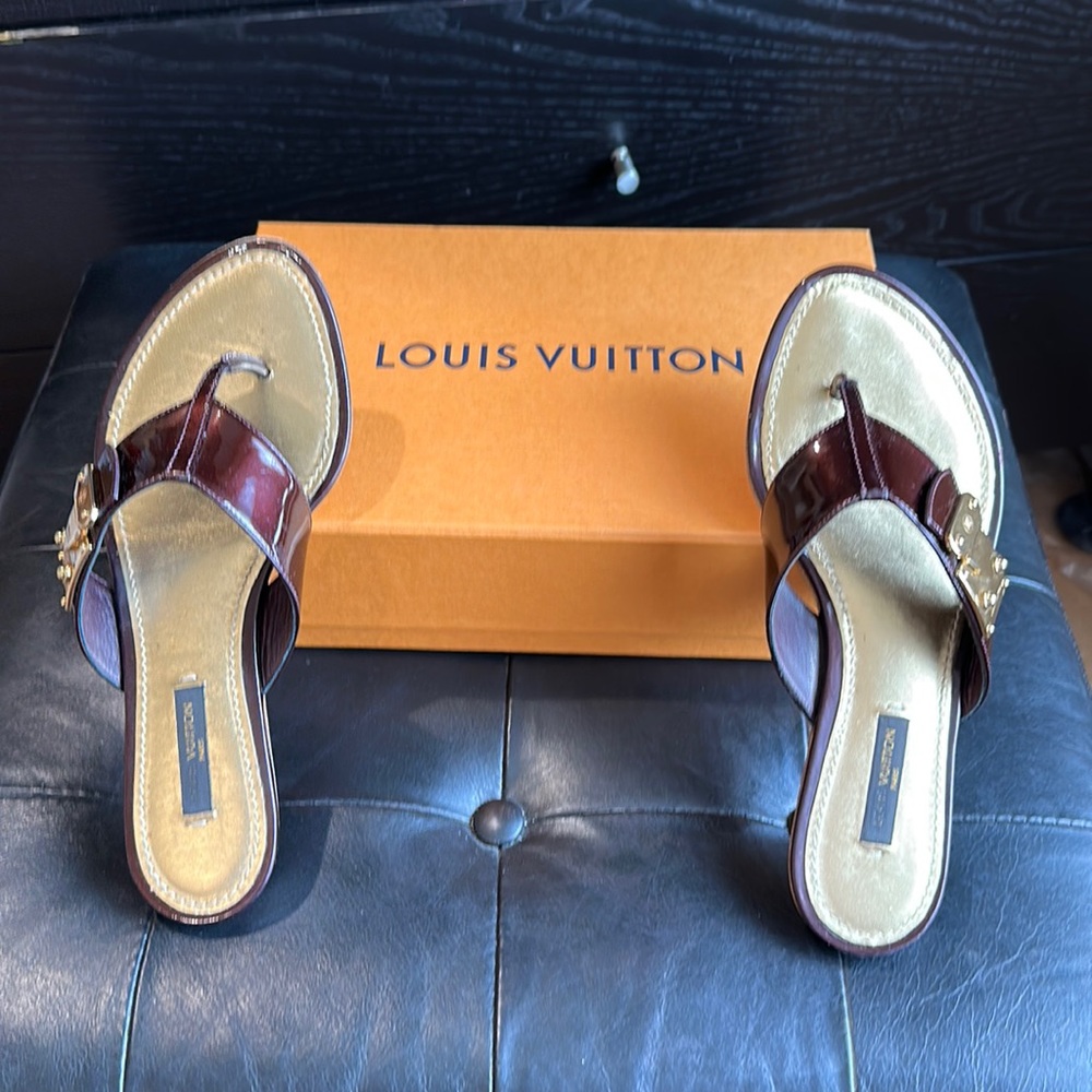 Burgundy and Gold Louis Vuitton buckle Sandals size 37 With Original Box